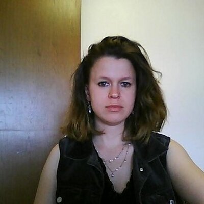 Profile Picture of Christina Messer (@singlemomof4) on Twitter