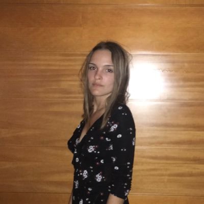 Profile Picture of Lucia Gomes (@luciagms) on Twitter