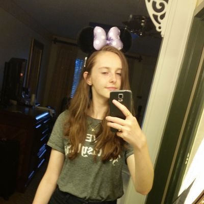 Profile Picture of Alissa Campbell (@xx_alissa) on Twitter