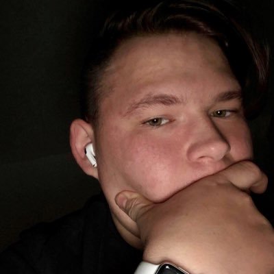 Profile Picture of Robert Ziemba (@linuxman14) on Twitter