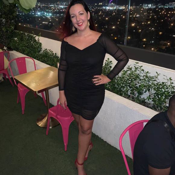 Profile Picture of Erica Guillama (@ericaguillama) on Poshmark