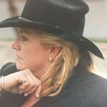 Profile Photo of Sarah Baldwin (@brookwoodstables) on Instagram