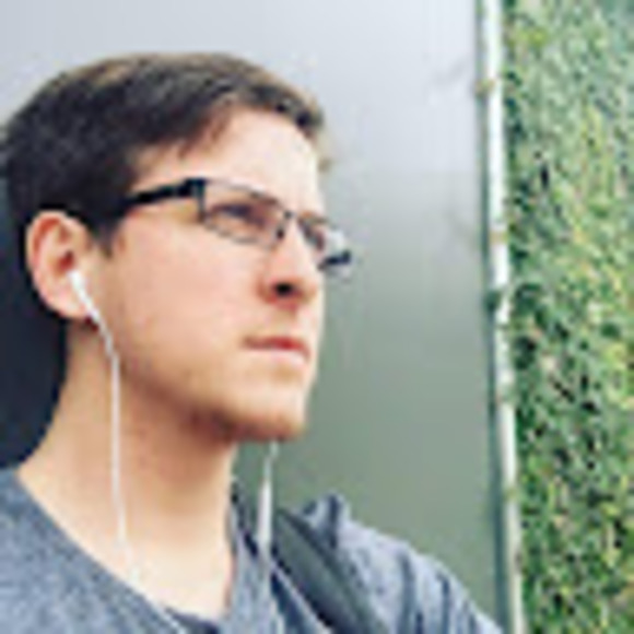 Profile Picture of Trace Dugar (@tonyspumoni) on Poshmark