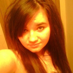 Profile Picture of Miranda Wolfe (@mirandaish) on Myspace