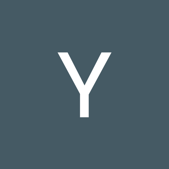 Profile Picture of Yusi Leyva (@yusil) on Poshmark