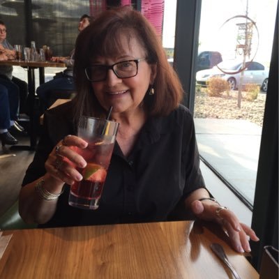 Profile Picture of Jo Laird (@2StepJo) on Twitter