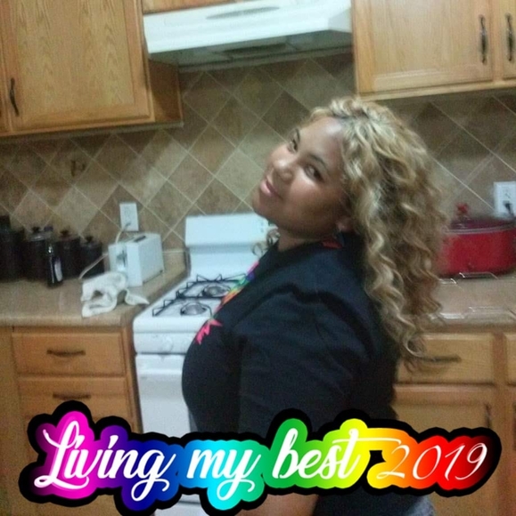 Profile Picture of Nateika Page (@nateikab) on Poshmark