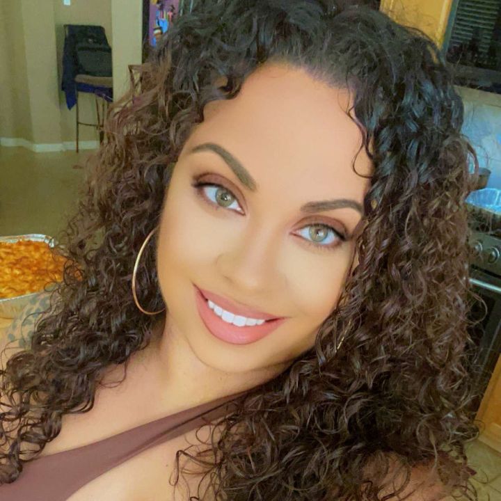 Profile Picture of JennT (@@jenniferteee) on Tiktok