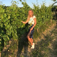 Profile Picture of Jácinta Lampert (@jacintalampert) on Tiktok