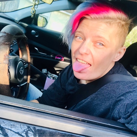 Profile Picture of Jesse Chapman (@chapman87) on Poshmark