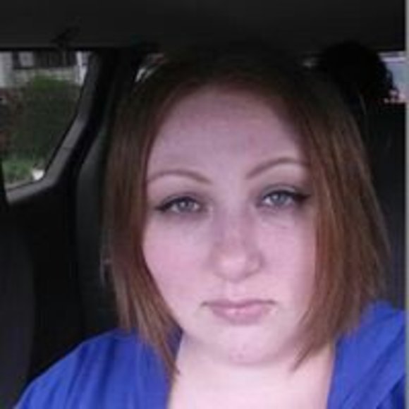 Profile Picture of Jen Joseph (@jenjoseph) on Poshmark