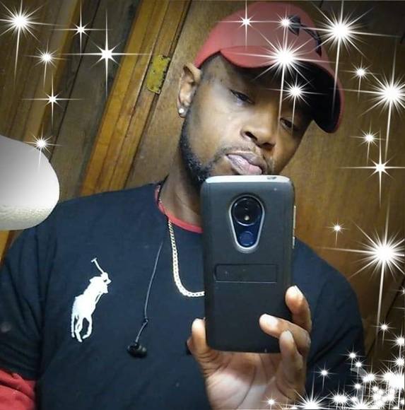 Profile Picture of Jamaal Mcjunkins sr. (@jamaalmcjunkins) on Poshmark