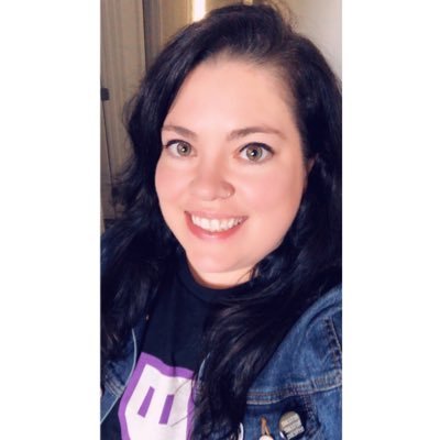 Profile Picture of ❄️Amanda Hill❄️ (@AmandaJillHill) on Twitter