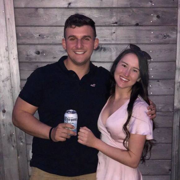 Profile Picture of Stephen Scolaro (@stephenscolaro) on Poshmark