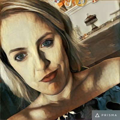 Profile Picture of Rebecca Clore (@BeccaClore) on Twitter