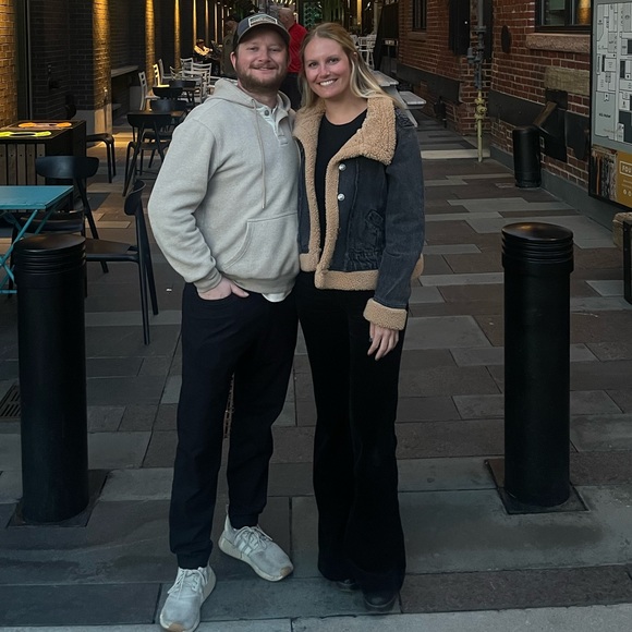 Profile Picture of Kristen Furnari (@krisfurnari) on Poshmark