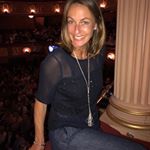 Profile Picture of Vicki Bird (@vickibird122) on Instagram