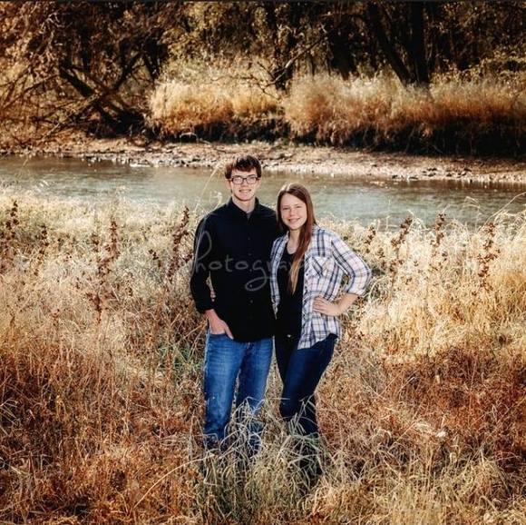 Profile Picture of Angie Buenzow (@abuenzow79) on Poshmark