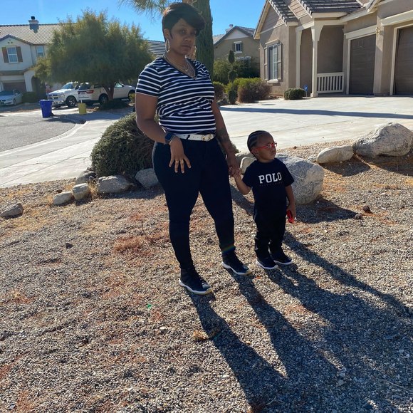 Profile Picture of Jo Parker (@jolishanicole87) on Poshmark