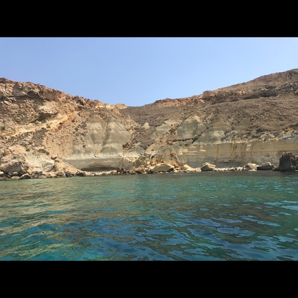 Profile Picture of Alexa Muscat (@alexa0408) on Poshmark