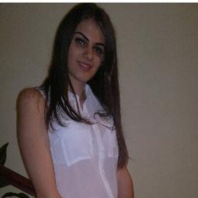 Profile Picture of Paula Andrada Marcut (@PaulaAndradaM) on Twitter