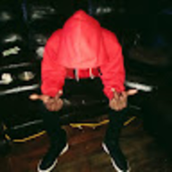 Profile Picture of Jimmy Bonez (@jimmybonez108) on Poshmark