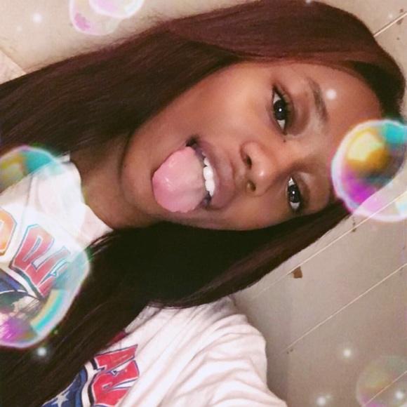 Profile Picture of Diamond Daniel (@diamonddaniel) on Poshmark