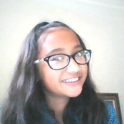 Profile Picture of Isabella Olson (@TheBellaMagenta) on Twitter