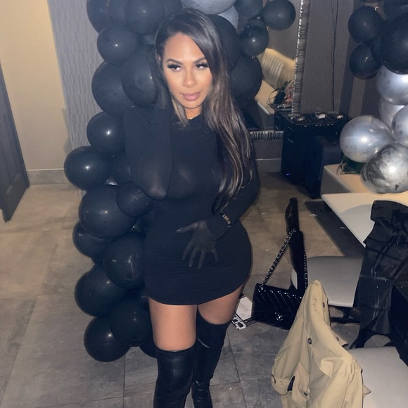 Profile Picture of Denisse Jimenez (@denissejime24) on Poshmark