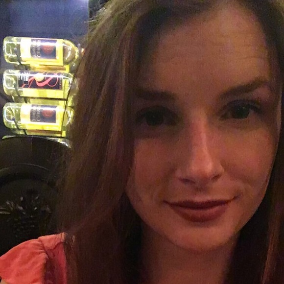 Profile Picture of Alexandra Weimer (@aweim) on Poshmark