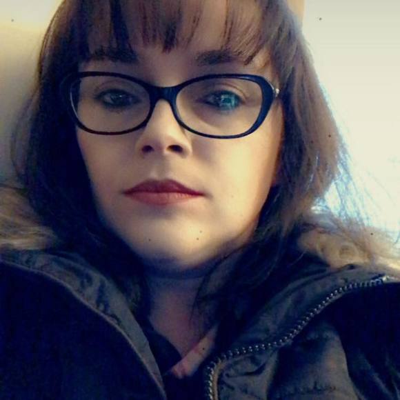 Profile Picture of Miranda Faye (@mirandafaye731) on Poshmark