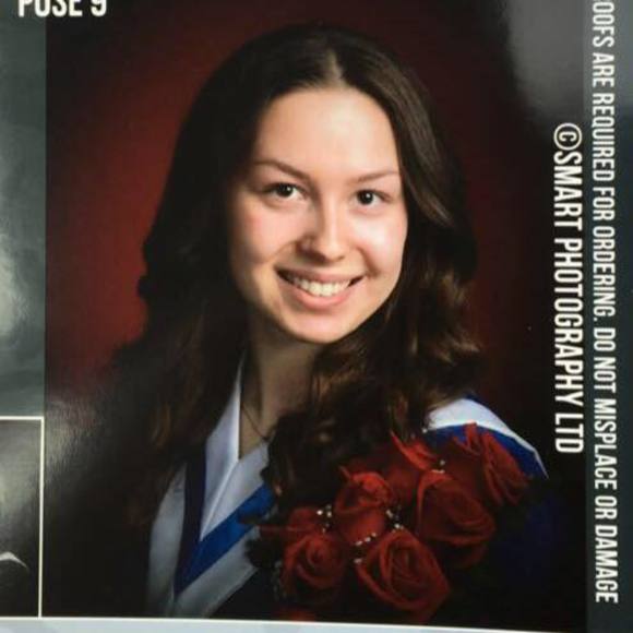 Profile Picture of Maddy Feindel (@maddyfeindel) on Poshmark