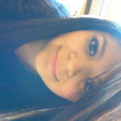 Profile Picture of Lori badillo (@Lorii_bee) on Twitter