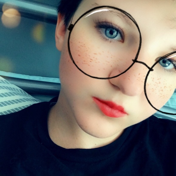 Profile Picture of Bree Ziegman (@breezig15) on Poshmark