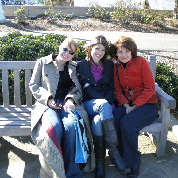 Profile Picture of Jenny Entsminger (@jennyentsminger) on Poshmark