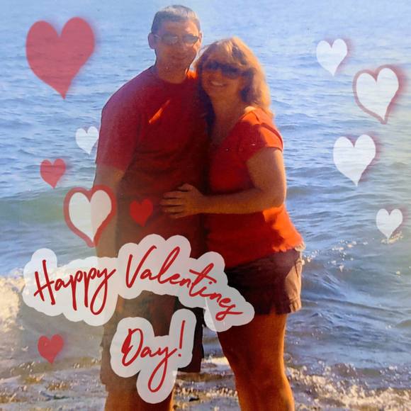 Profile Picture of Kim Ousley (@ousley90) on Poshmark