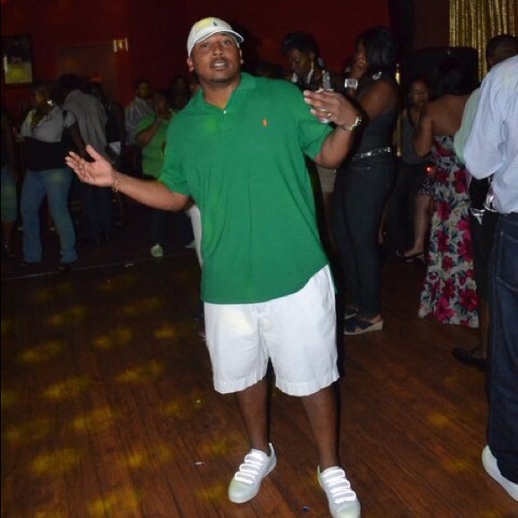 Profile Picture of Ray Marshall (@rayb14) on Poshmark