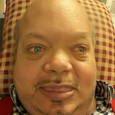 Profile Picture of Michael Albl (@davidalbl2015) on Twitter