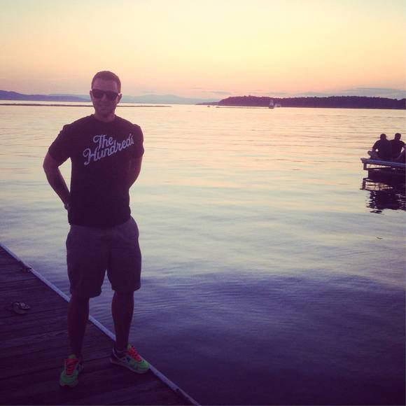 Profile Picture of Lee Grainger (@leegrainger) on Poshmark