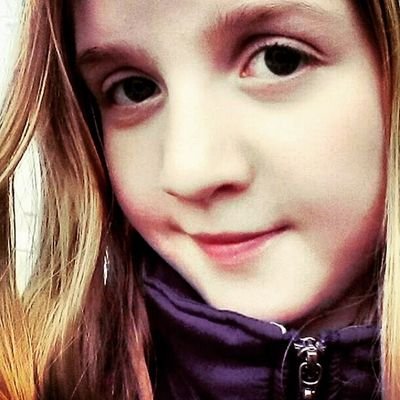 Amielynn VandeMerwe - Twitter Profile Picture of Amielynn VandeMerwe (@AV_UNDERCOVER) on Twitter