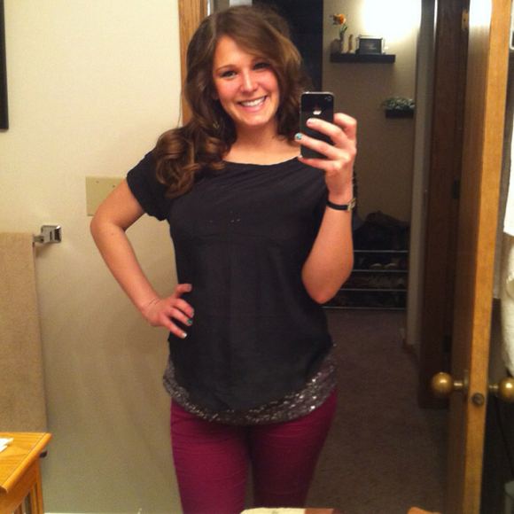 Profile Picture of Tonya Tuttle (@womanofveracity) on Poshmark