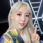 Profile Picture of MOONBYUL 문별이 (@mamamoomoonbyul) on Instagram