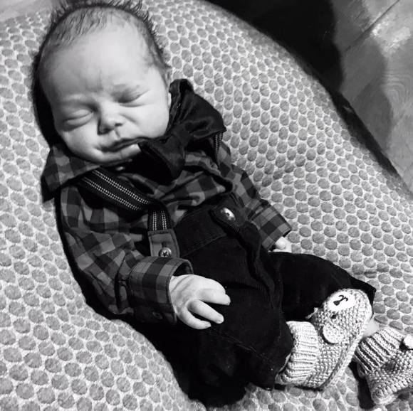 Profile Picture of Dawn Convey (@dmconvey) on Poshmark