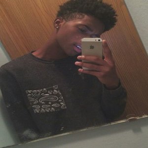 Profile Picture of Derrick Christian-raye Clark (@derrickthotbreaker) on Myspace
