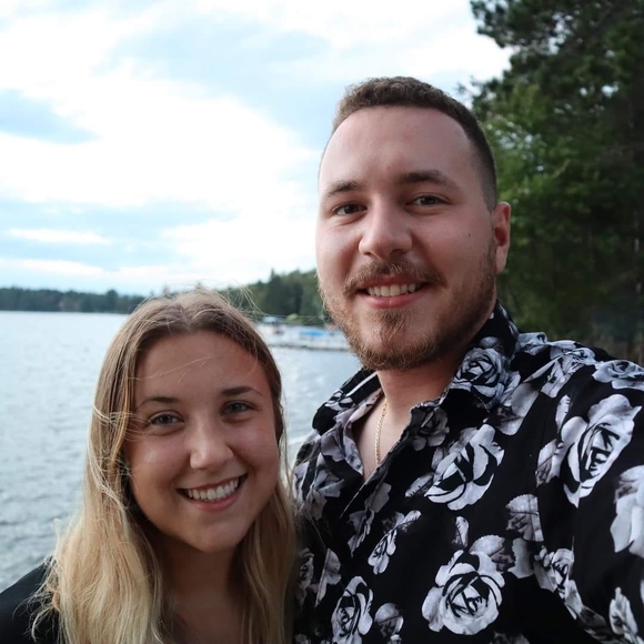 Profile Picture of Såkiş På (@panolis85) on Poshmark