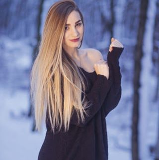 Profile Picture of Alexandra Elena (@Alexandra-Elena) on Facebook