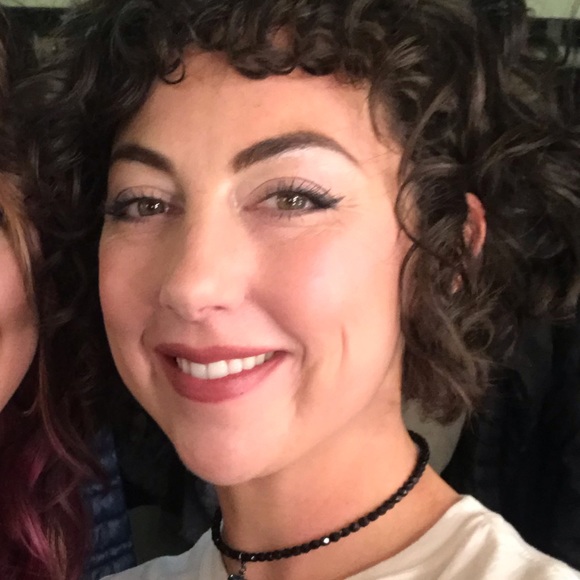 Profile Picture of Jessy Moore (@jessymoore11) on Poshmark