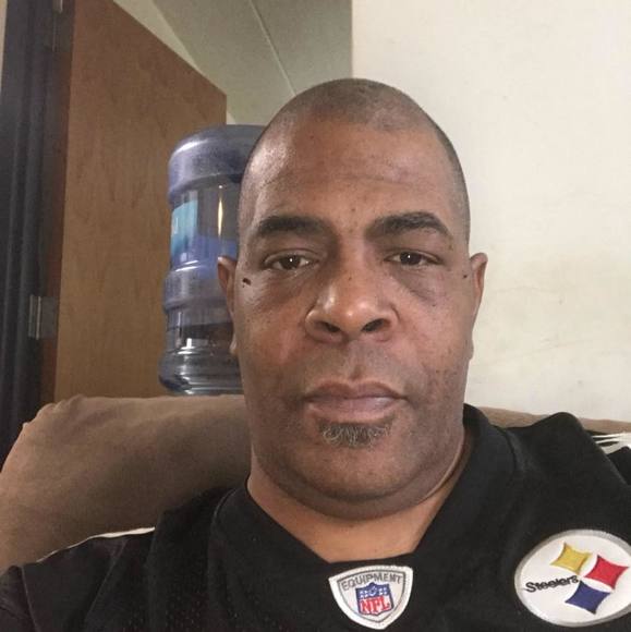 Profile Picture of Frank Allen (@franknitti412) on Poshmark