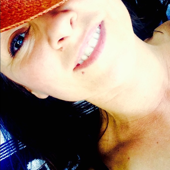 Profile Picture of Maddalena Metrano (@italiancouture) on Poshmark