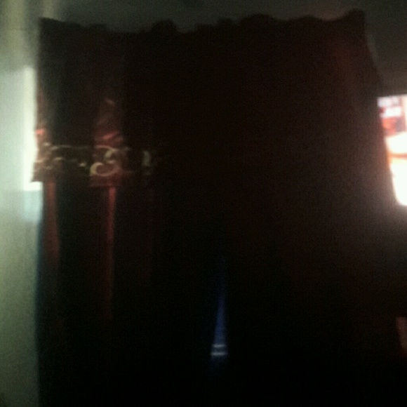 Profile Picture of Victor Duque (@victorduque1516) on Poshmark